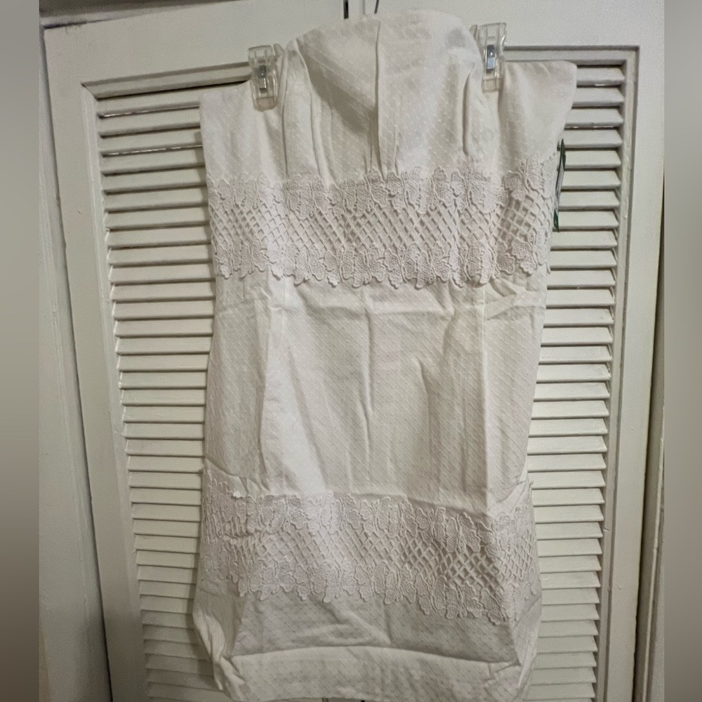 Strapless white Lilly Pulitzer dress